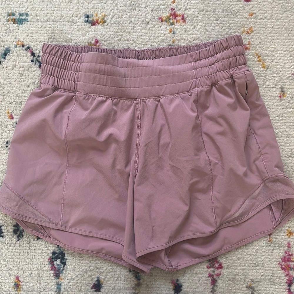 Lululemon Hotty Hot HR 4” Short